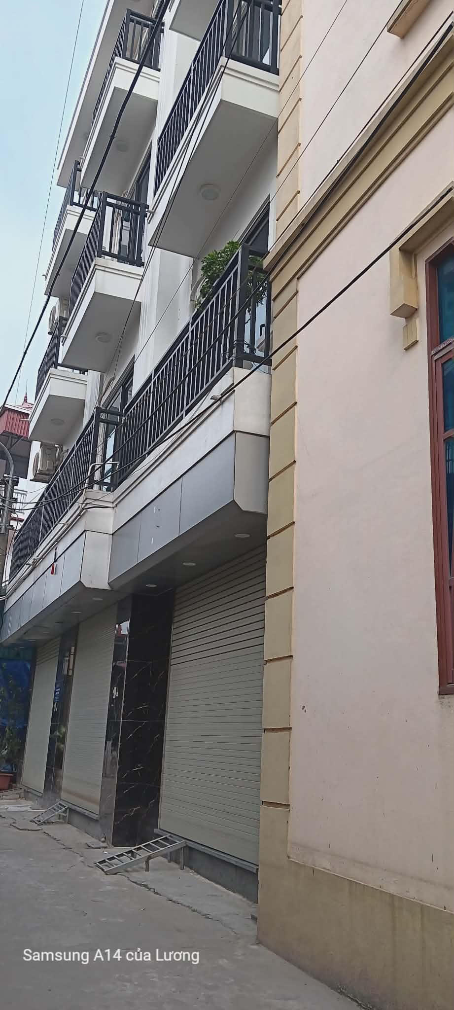 Bán nhà ngay Chợ Nhổn - nhỉnh 6 TỶ - 5 TẦNG FULL NỘI THẤT - ÔTÔ ĐỖ CỬA - KINH DOANH